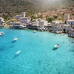 Βίλα Dioni Tria *