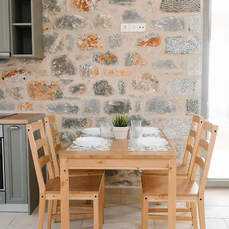 Dioni Tria * 피르고스